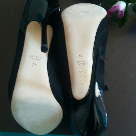GUCCI Gorgeous Peep Toe Suede Patent Heels EUC 8 - Picture 3 of 8